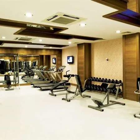 Paloma Pasha Özdere