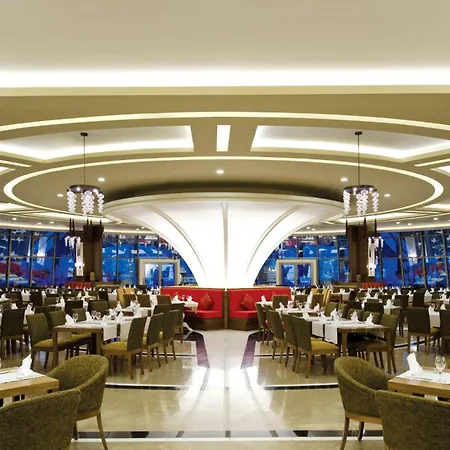 Paloma Pasha Özdere